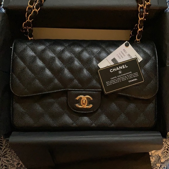 CHANEL large/jumbo classic flap bag in black caviar NWT - Picture 1 of 7